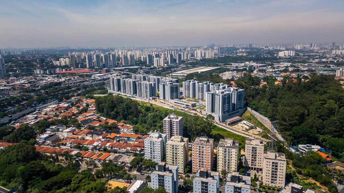 Vista aérea do bairro e Zona Oeste